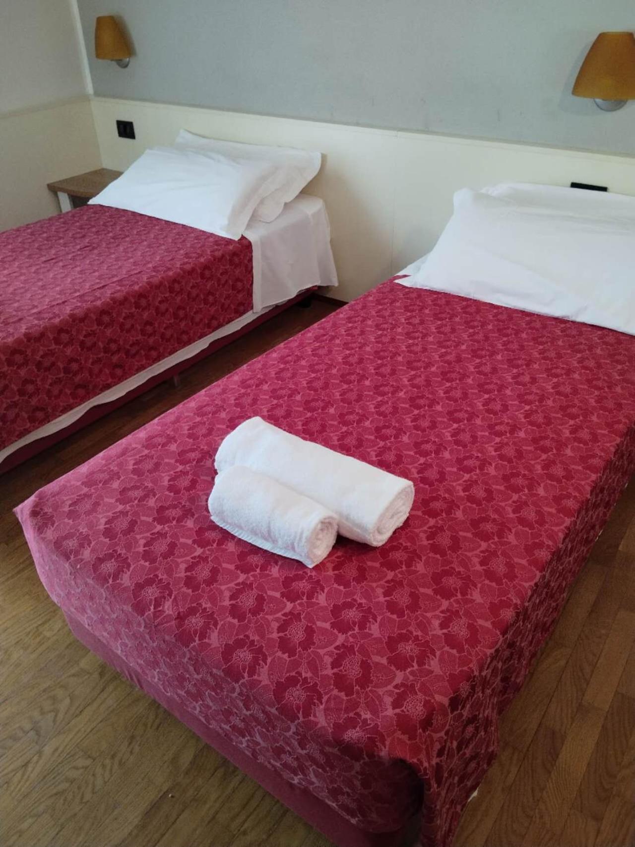 Hotel Xibana Tribano Bagian luar foto