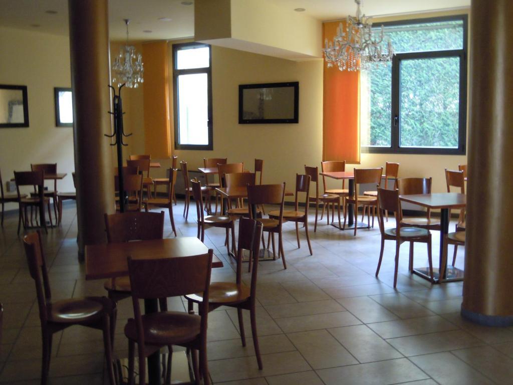 Hotel Xibana Tribano Bagian luar foto